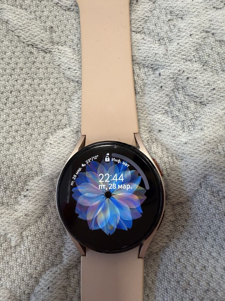 Орігінал Sumsung Galaxy Watch 4 40mm (e-sim) + ПОДАРУНКИ