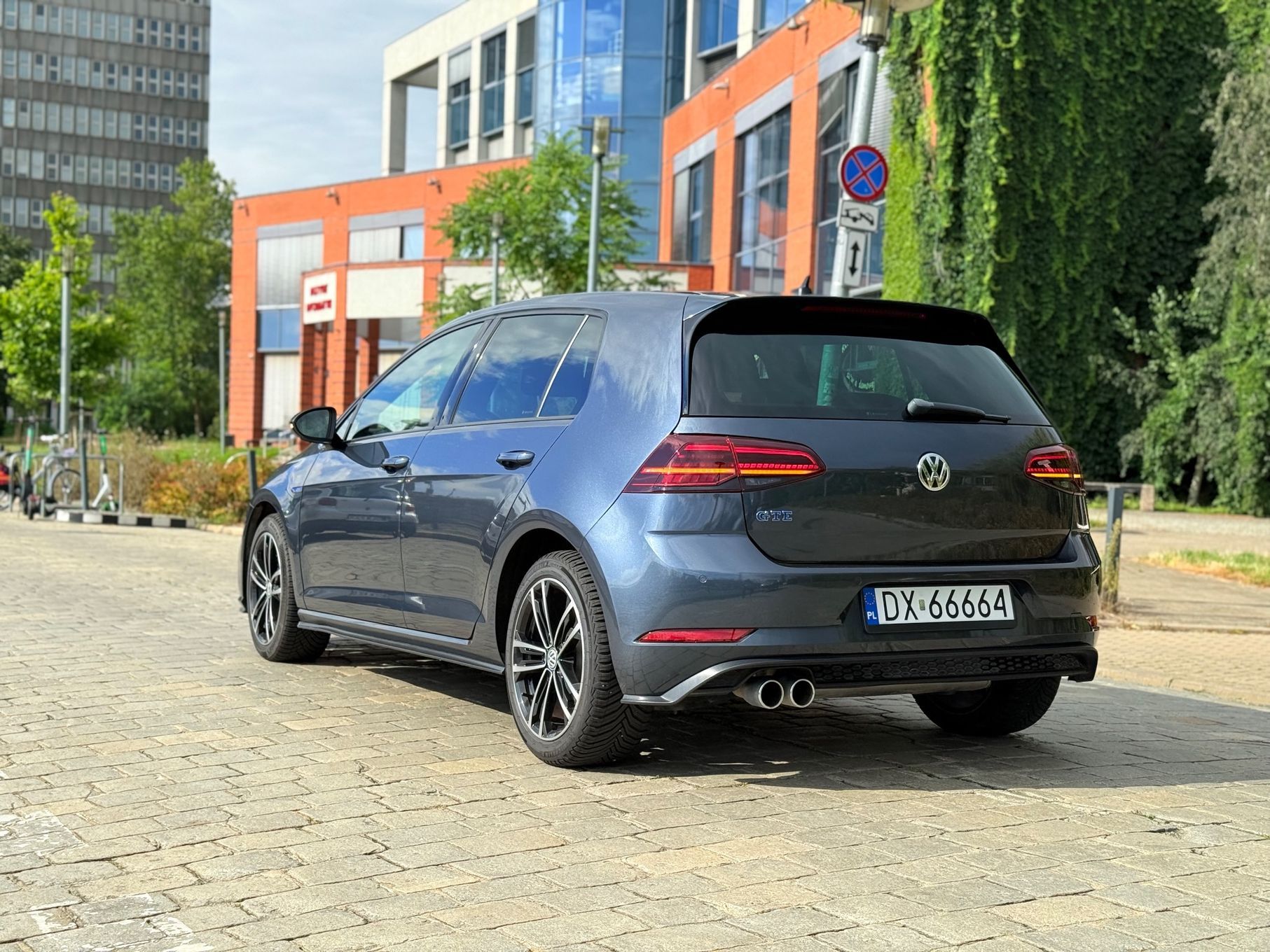 Volkswagen Golf VW GOLF 7.5 GTE Plug-in hybrid 204KM