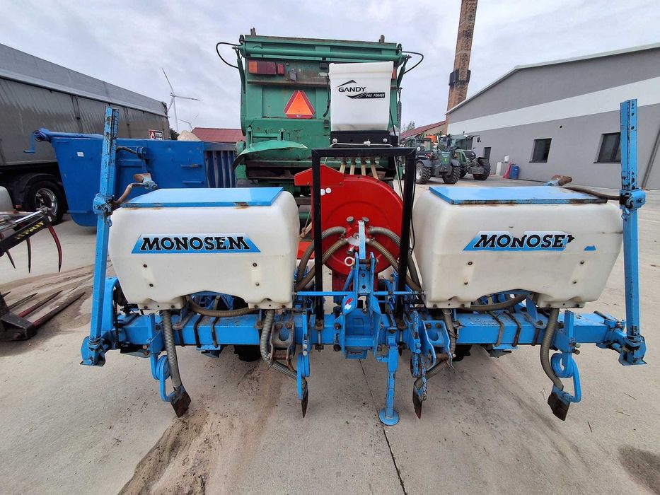 Sprzedam siewnik MONOSEM PNU - 3 komplety tarcz