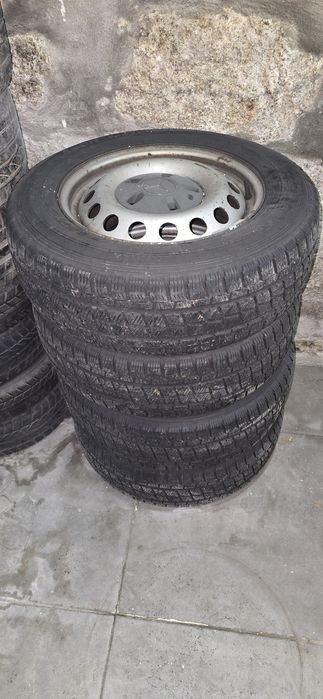 Jogo de 4 jantes com pneus como novos para mercedes Vito, Sprinter , V