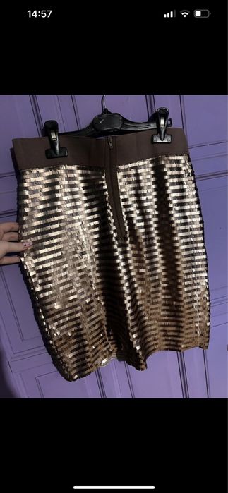 Cekinowa spódniczka