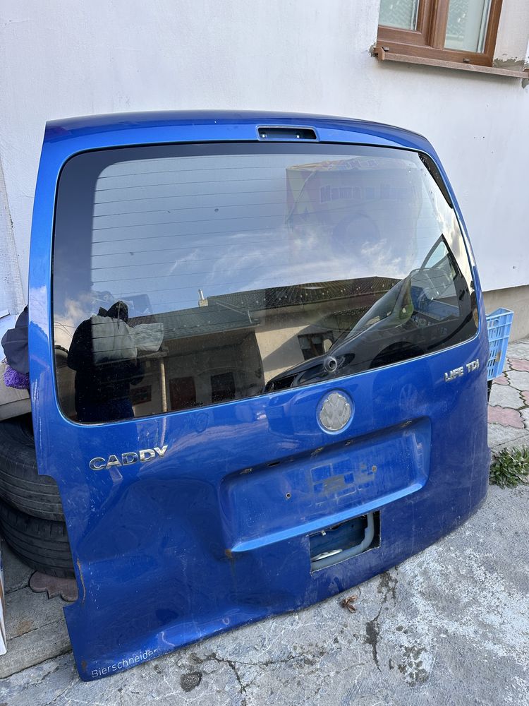 Caddy life продам в зборі  скло ціле без пошкоджень 2009р .випуску