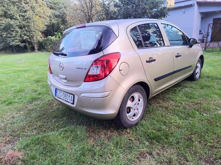 Opel Corsa D z roku 2008 silnik 1.2l do kupienia