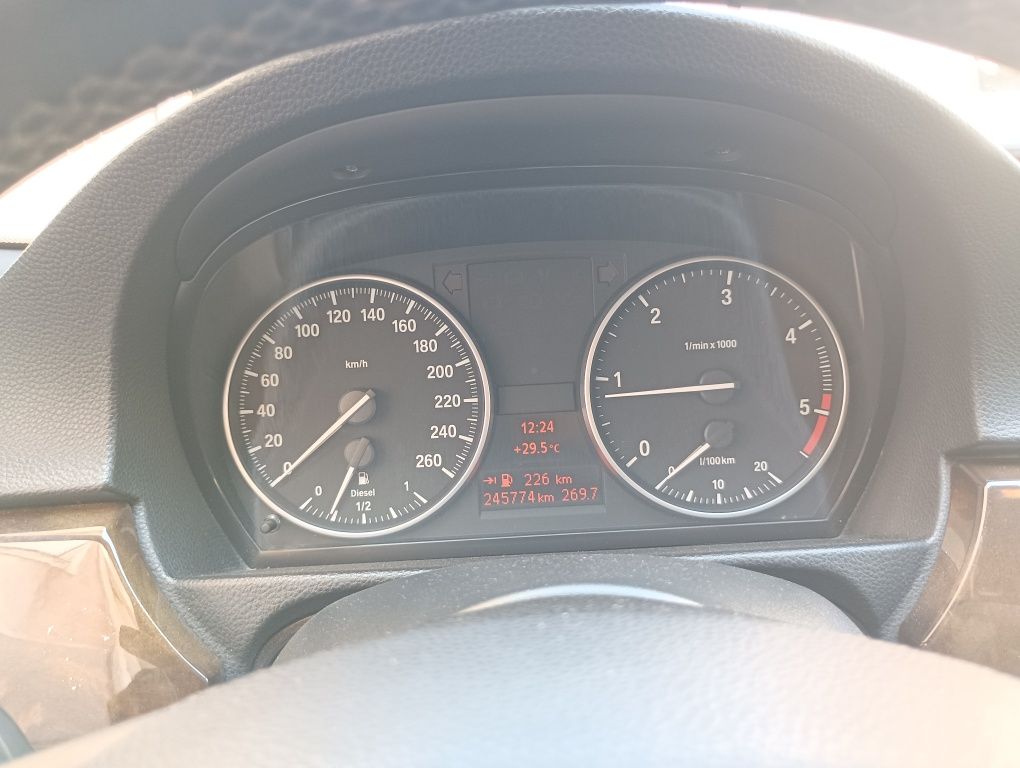 BMW E91 320d Touring Pack M