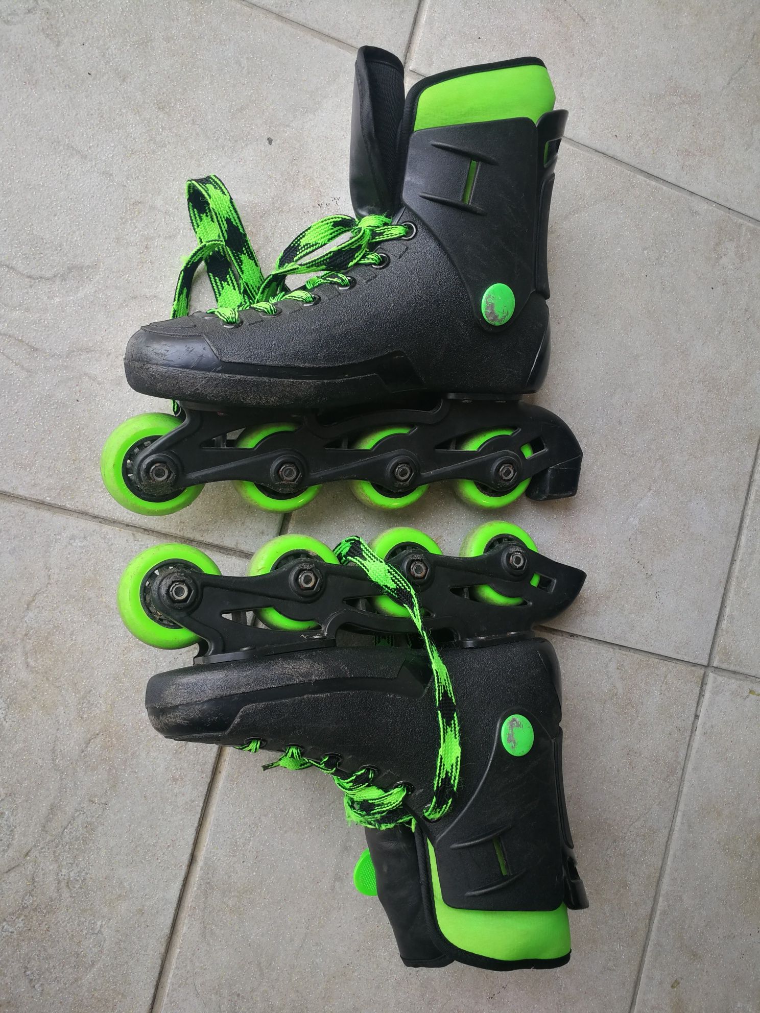 Patins em linha unissexo.