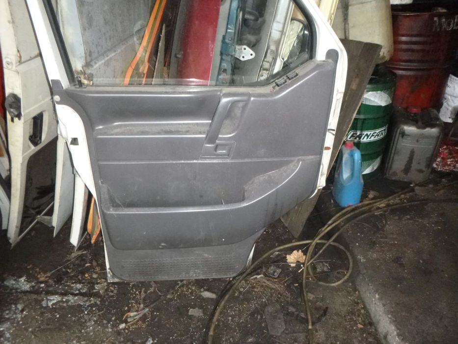 TAPICERKA KIESZEŃ VW T4