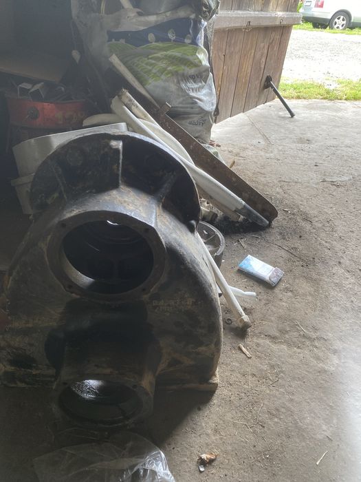 Sprzedam obudowę zwolnicy prawa c360