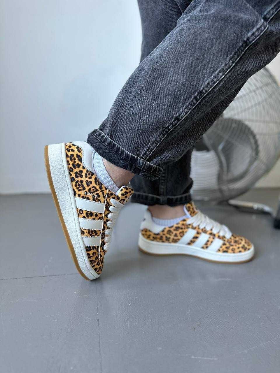 Жіночі кросівки Adidas Campus леопардовий з білим 0651 НОВИНКА