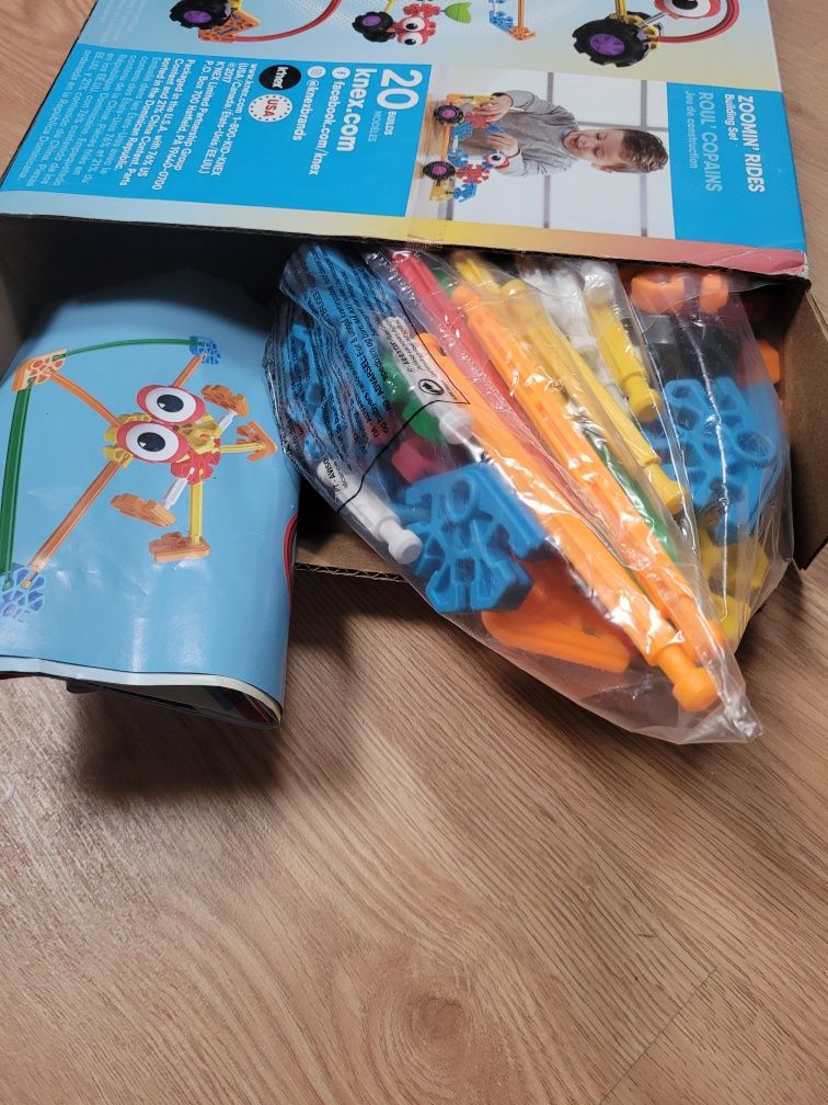 Jogo de montar kid k'nex