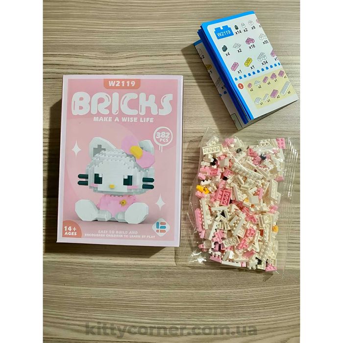 Лего/фігурки Hello Kitty/kuromi/my melodi/хелоу кіті/куромі з коробкою