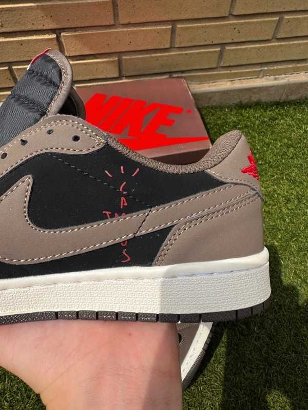 nowy Buty Jordan 1 Retro_Travis_Scott_Mocha_Trampki_Moda rozmiar.38