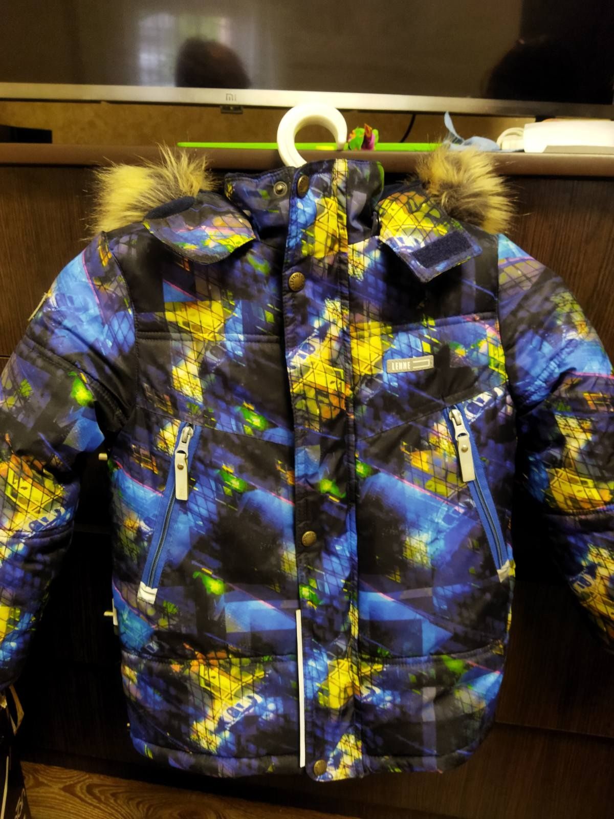 Зимова курточка Lenne