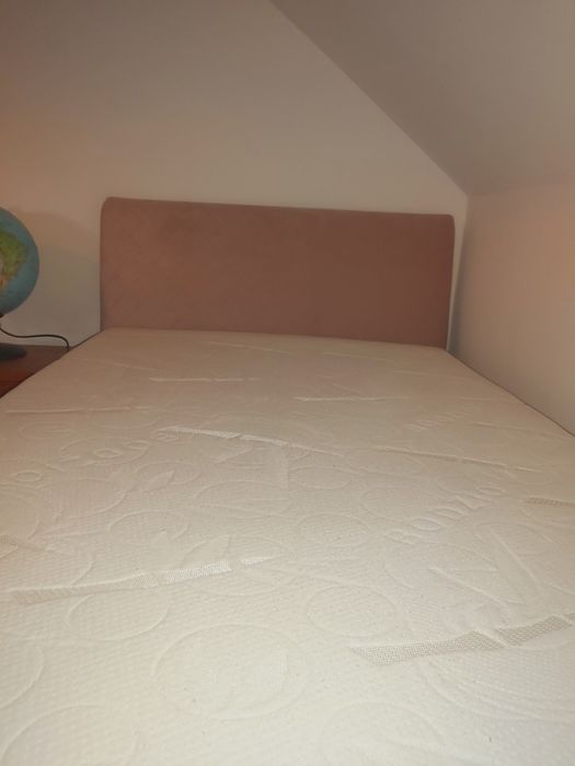 Łóżko 1 osobowe ze skrzynią na pościel