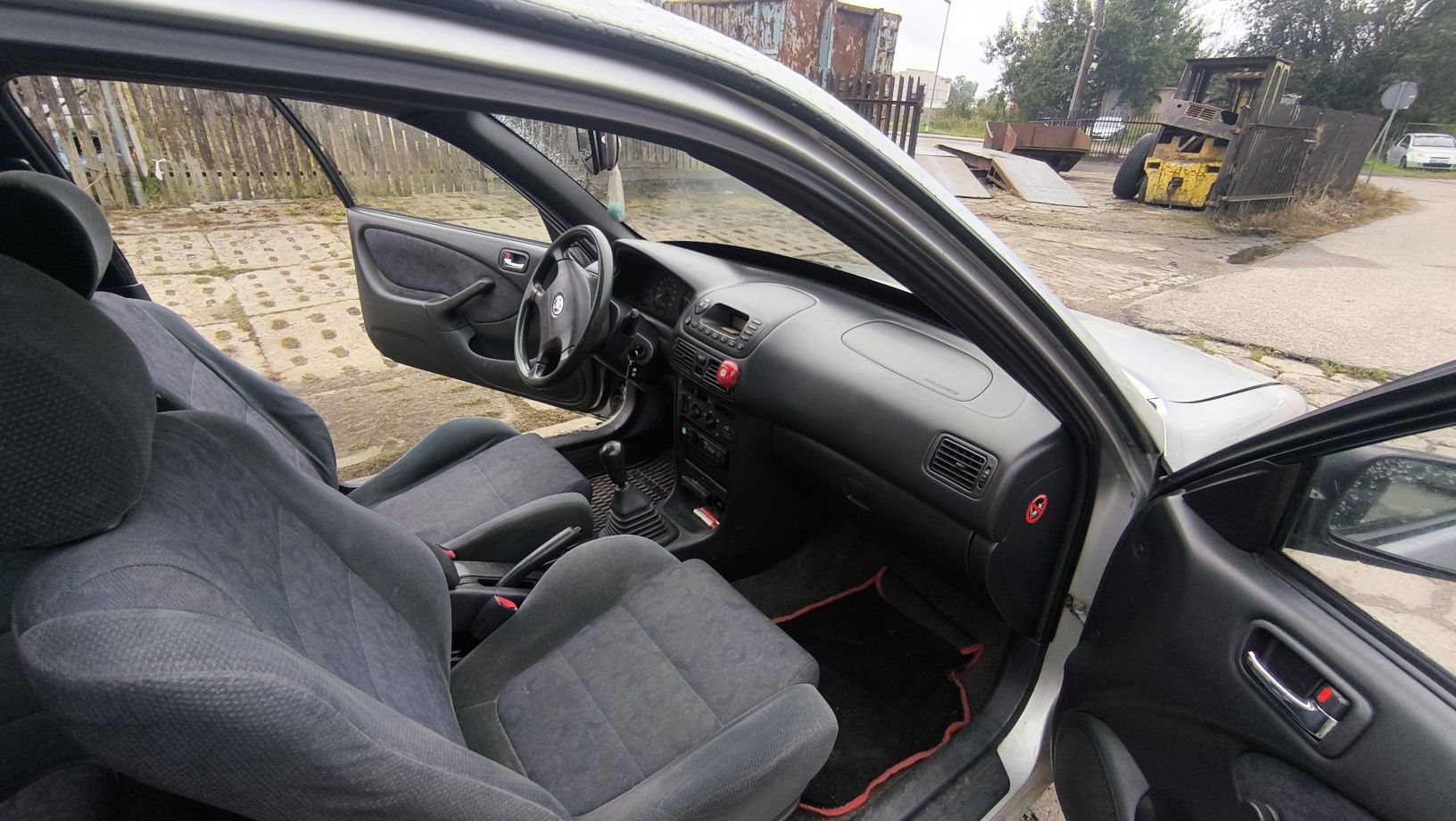 TOYOTA COROLLA 1.9D 69Km 2000Rok