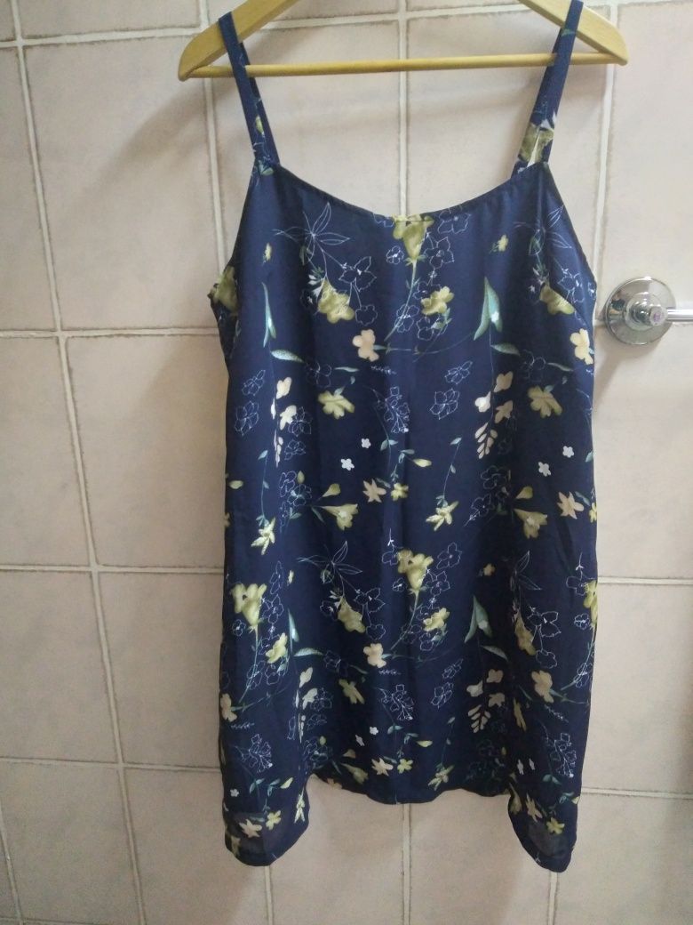 Vestido azul florido - tamanho 42