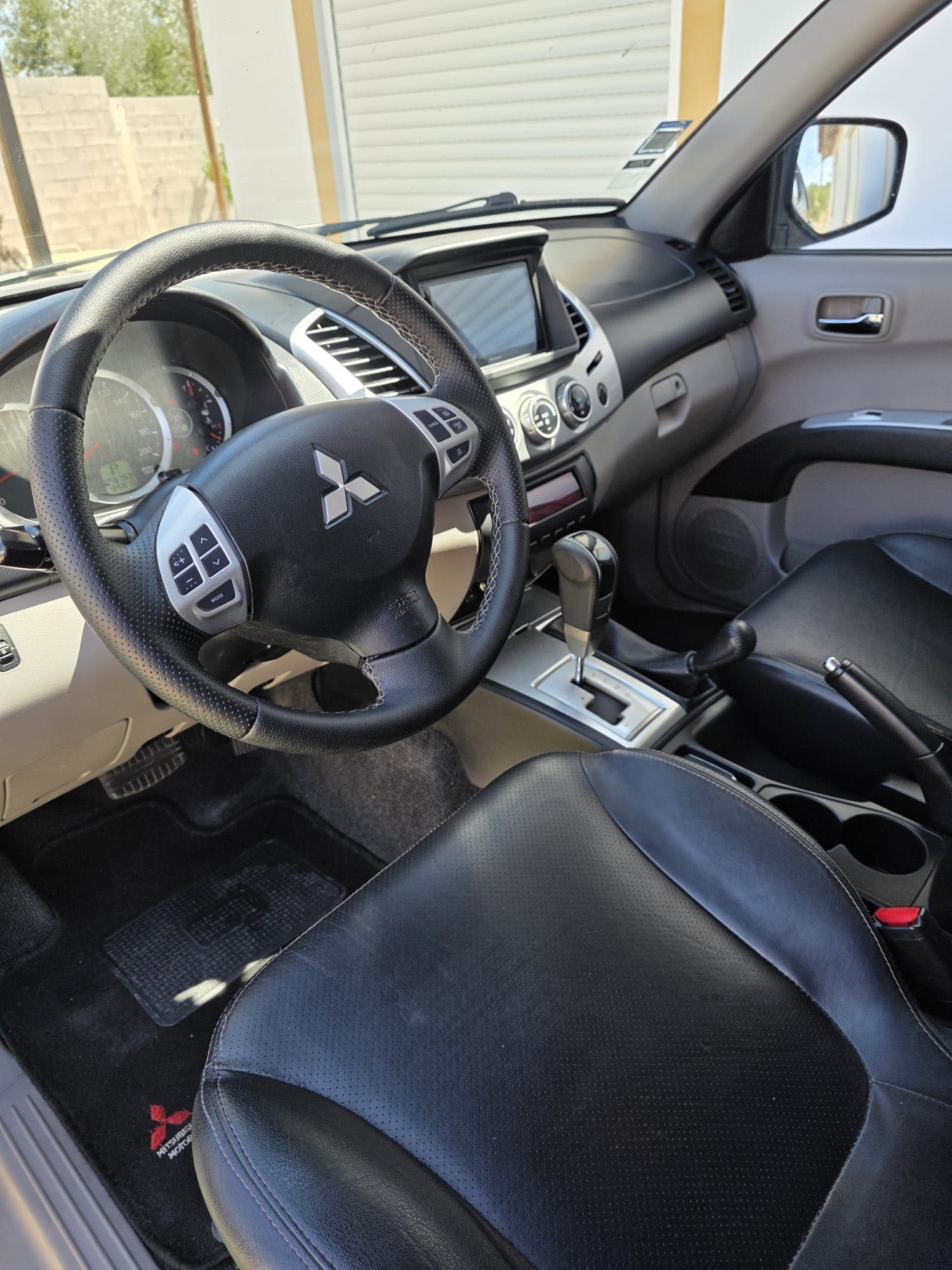 Mitsubishi L200 Strakar