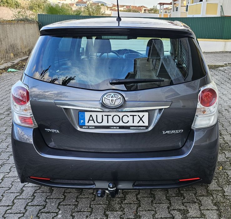 TOYOTA VERSO D4D 7 LUGARES 175 MIL KM