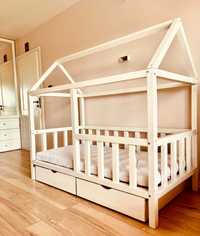 łóżeczko dziecięce - domek drewniany