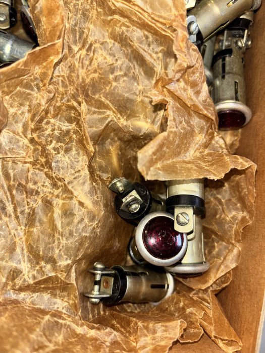 Глазок електронний (червоний) ПД20 зіл газ уаз мтз юмз