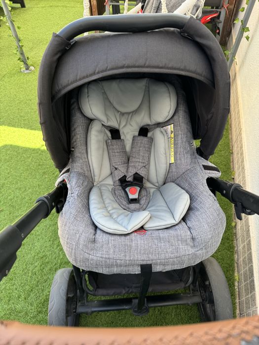 Carrinho bebe - Pierre Cardin