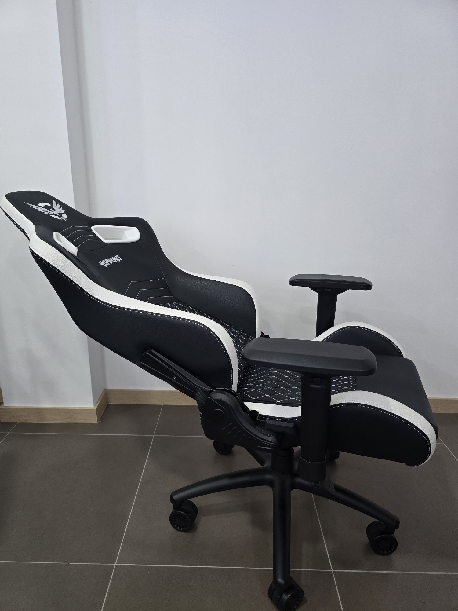Cadeira Gaming 4Gaming Karyn