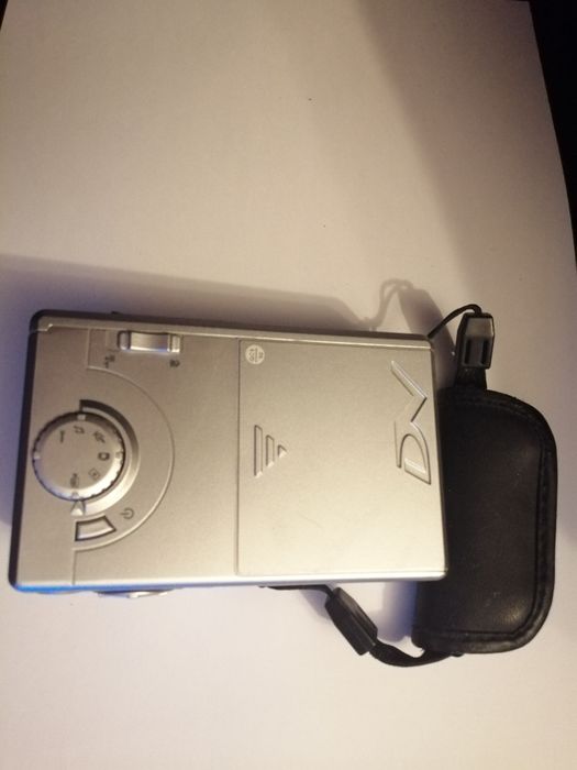 AIPTEK DV330 MP3 VGA Digital zoom 4x 1.5'' TFT LCD TV/PC playback