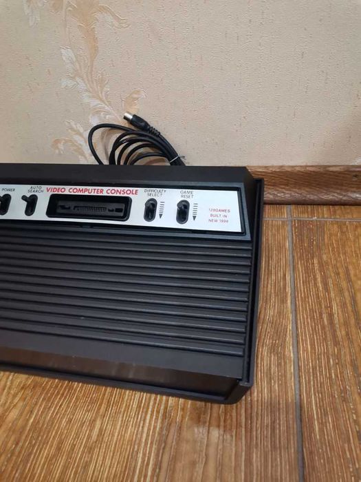 Приставка игровая Atari 2600