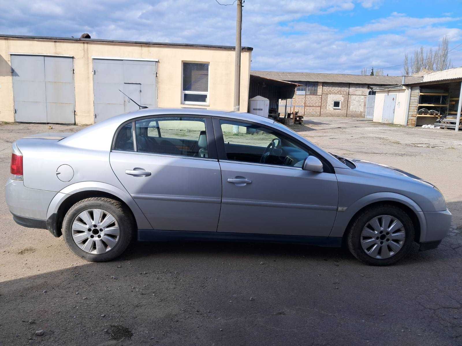 Opel Vectra 2003 року, 3,2 літра, бензин