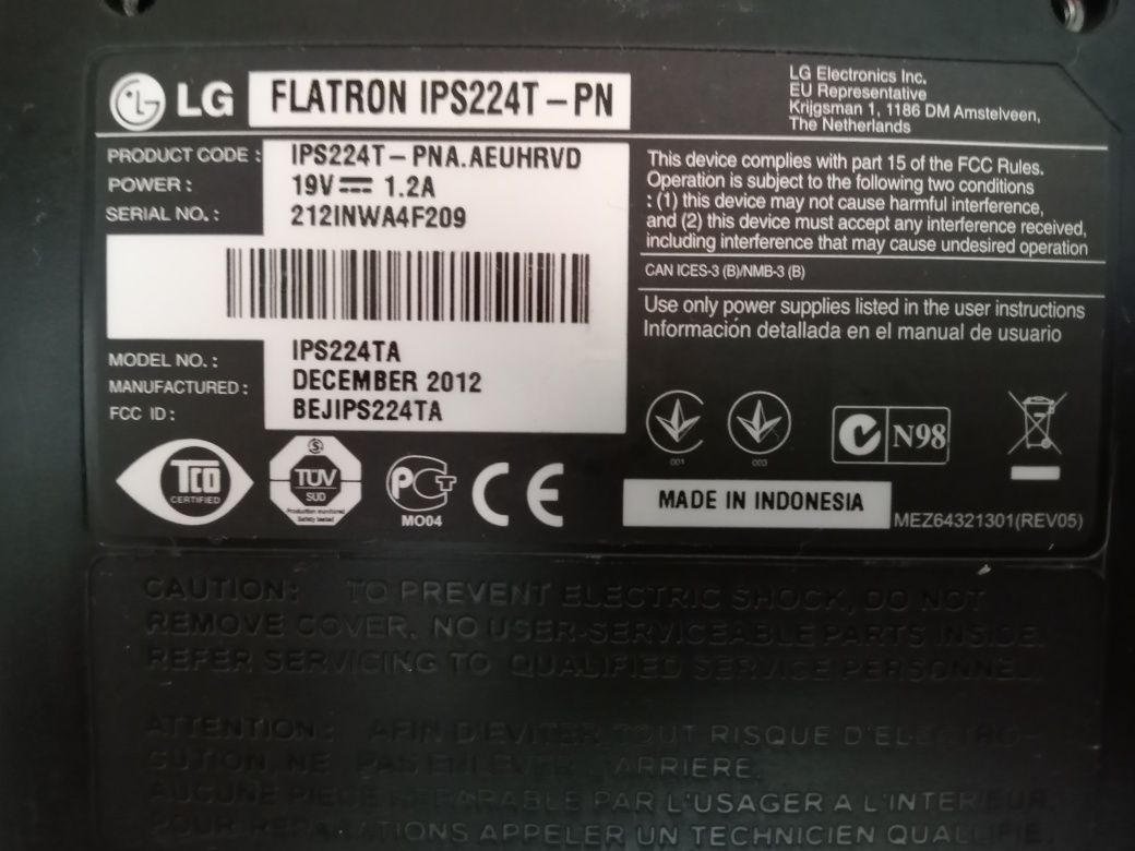 Монітор LG Flatron IPS 224 Full HD