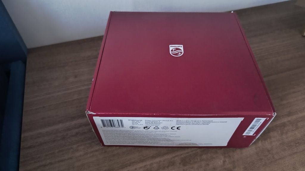 Depilator laserowy Philips Lumea BRI955