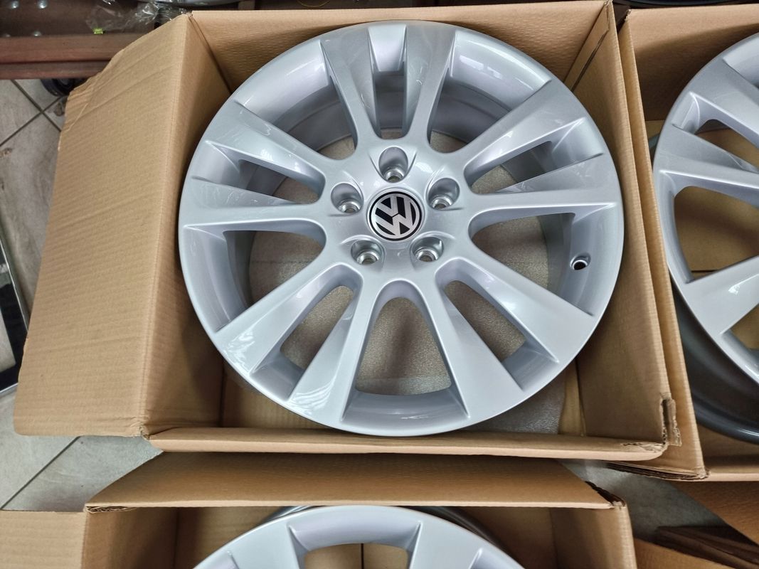 Nowe Felgi 17 Cali Vw Arteon Passat Tiguan Magotan Tayron Sharan 5x112