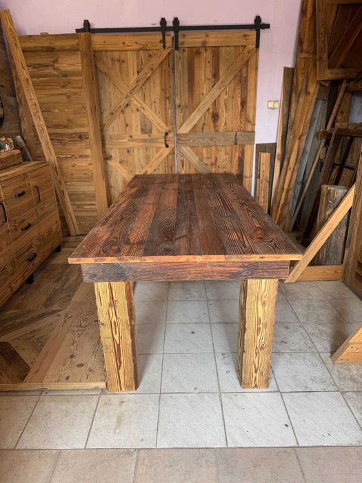 Stół stare drewno – ręczna robota, unikatowy klimat japandi rustykalny