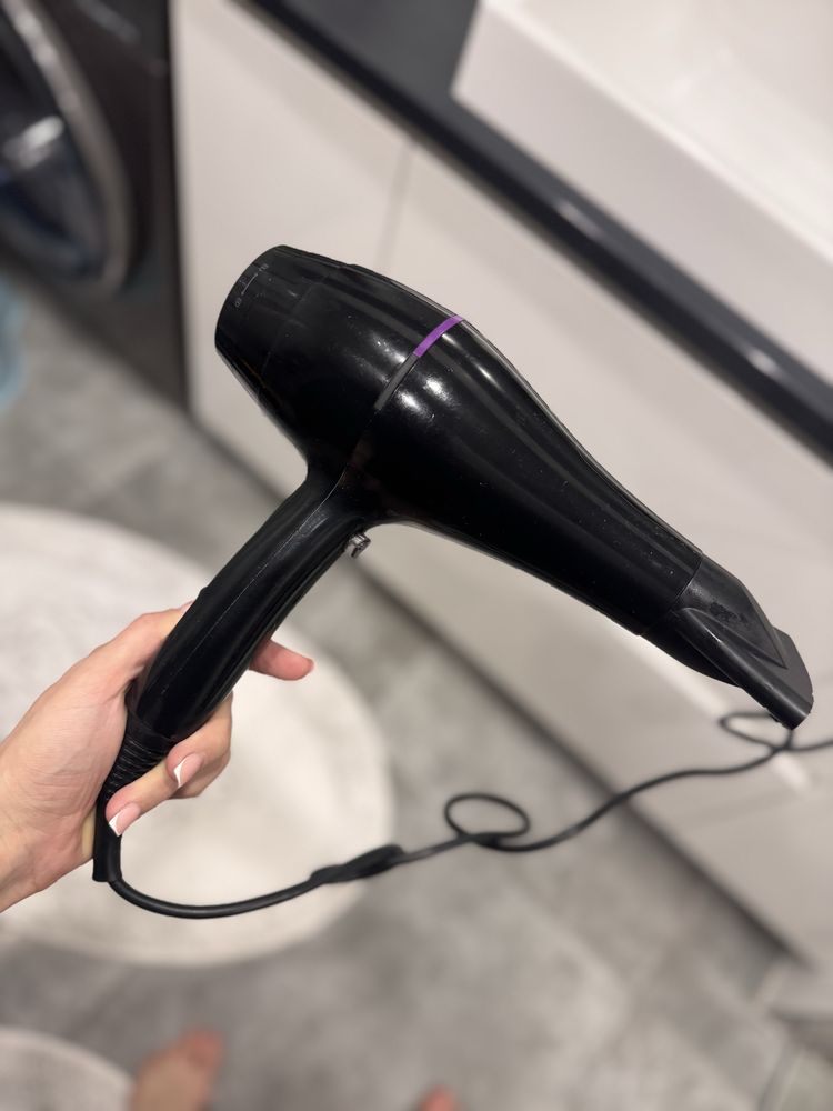 Продам Фен Philips 2200w