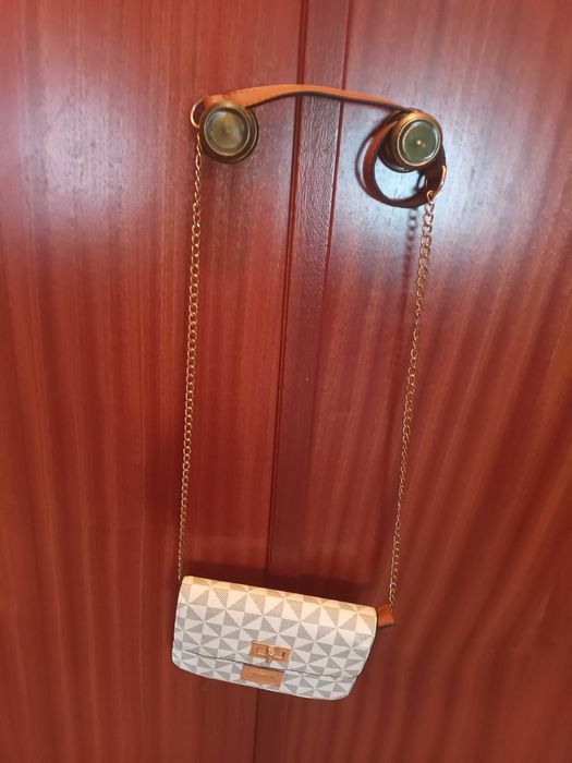 Mala como nova ,muito elegante