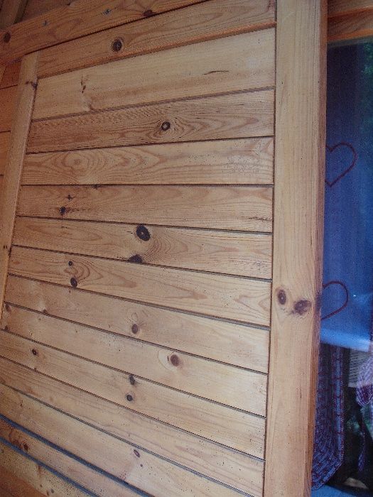 Okiennice drewniane do domku typu Brda