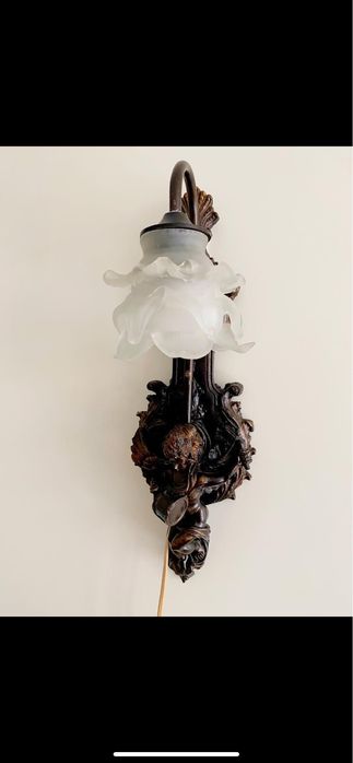 Uroczy stary kinkiet . Sprowadzony z Holandii . Starocie