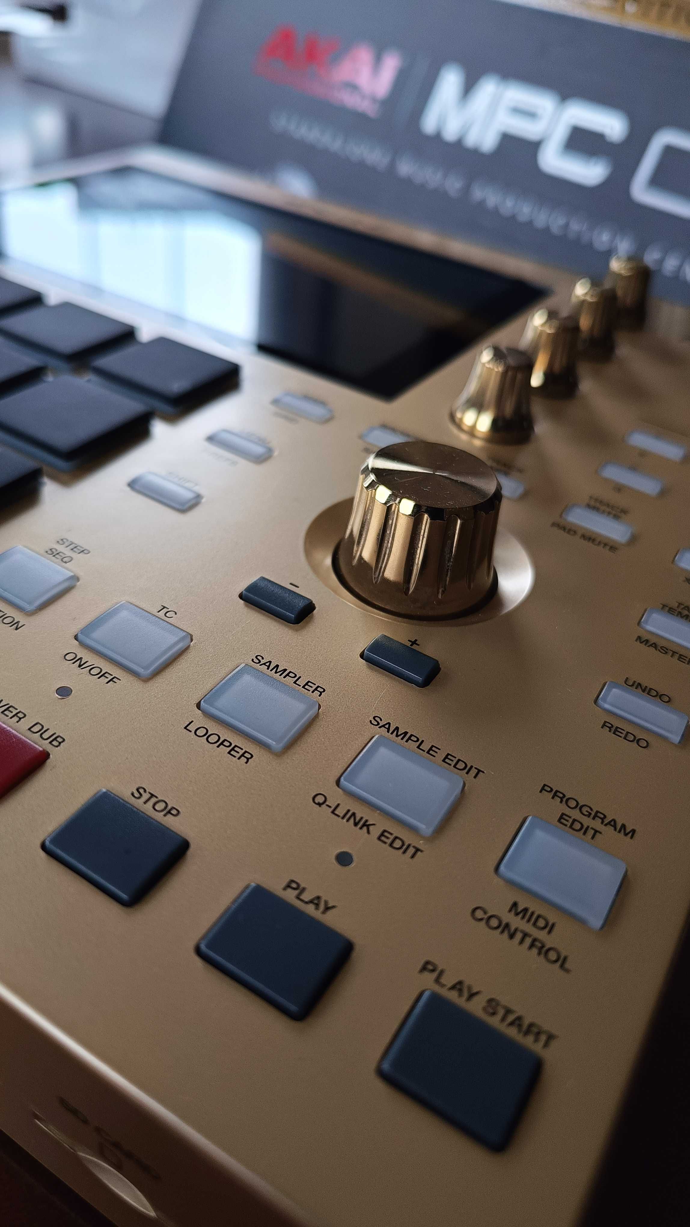 AKAI MPC One Professional Gold Edition, stan idealny - jak nowy