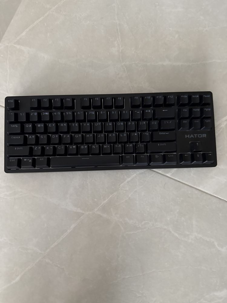 Продам клавиатуру HATOR