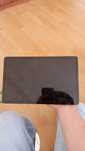 Tablet com marca Samsung, perfeitamente bom, nada estragado.