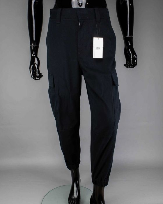 Стильные штаны карго от дорогого бренда AMI.Размер M