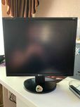 Монітор LG Flatron L1953S-BF 19 дюймов б/у