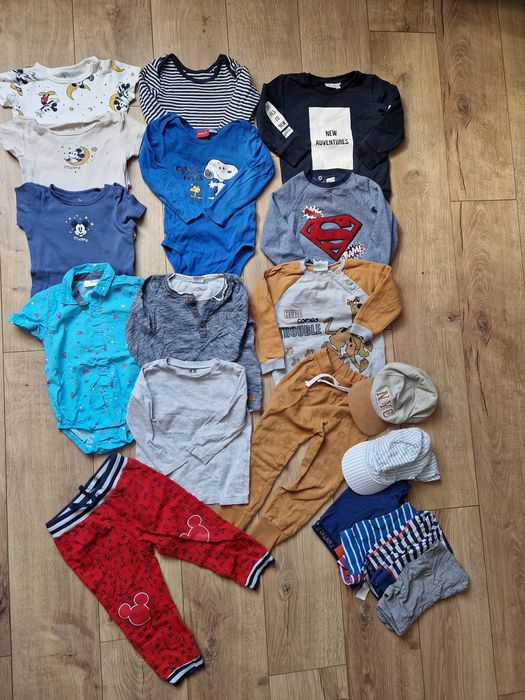 Zestaw ciuszków chłopięcych roz. 86-92cm dresy czapki body