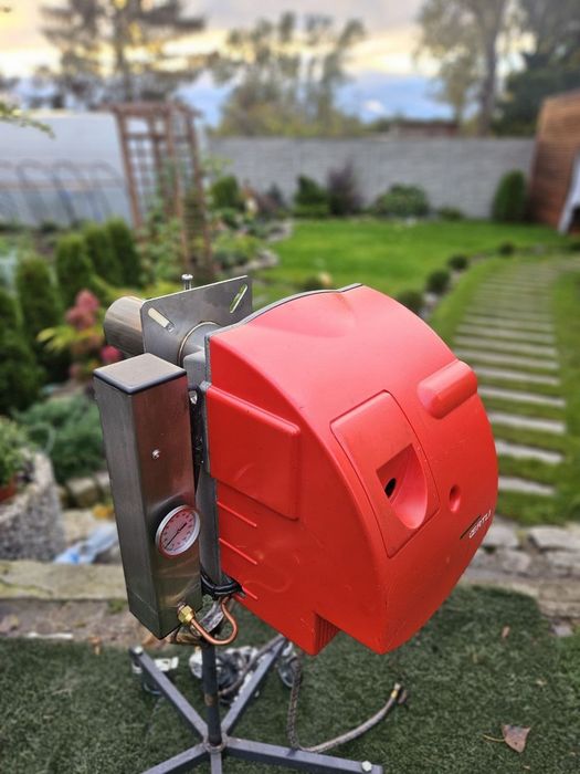 Palnik na olej przeрaсowanу