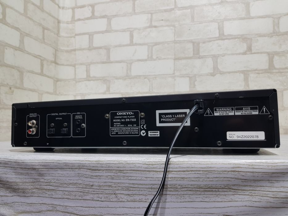 Програвач CD дисків ONKYO DX-7333, б/у з Німеччини