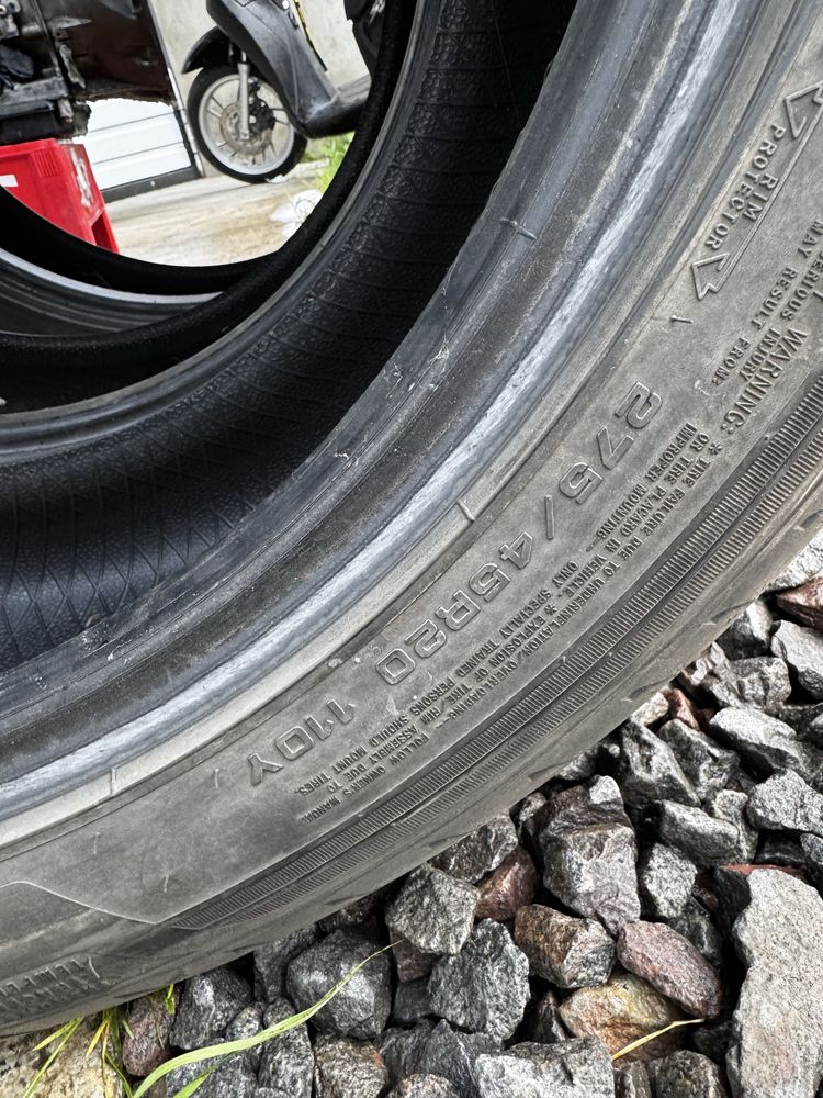 Goodyear eagle f1 275/45/20