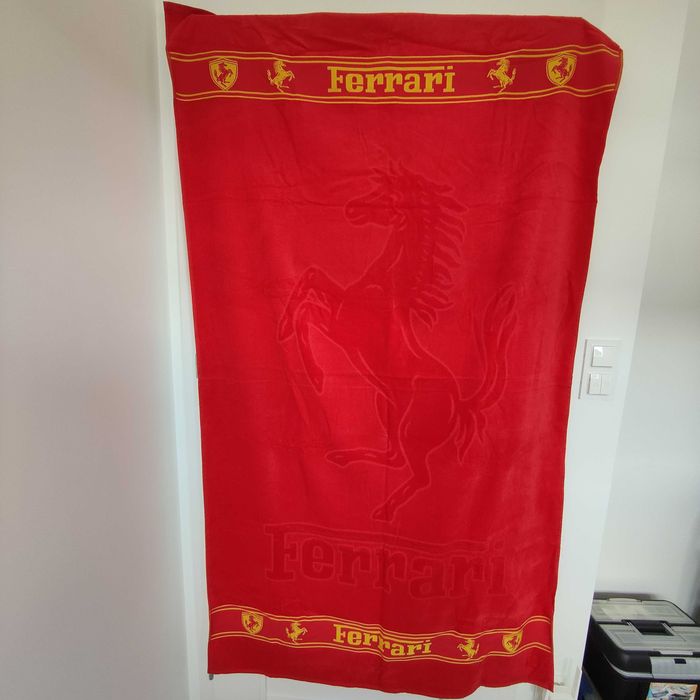 Ręcznik plażowy kąpielowy duży czerwony Ferrari 170x90cm