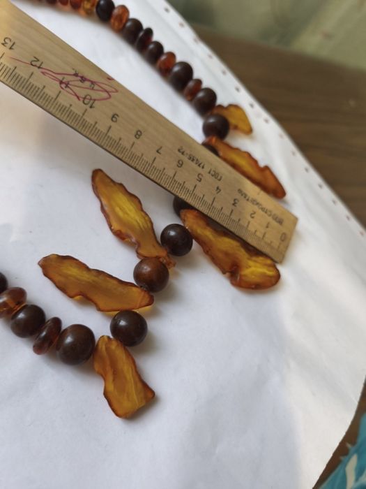 Янтарное ожирелье ( бусы)