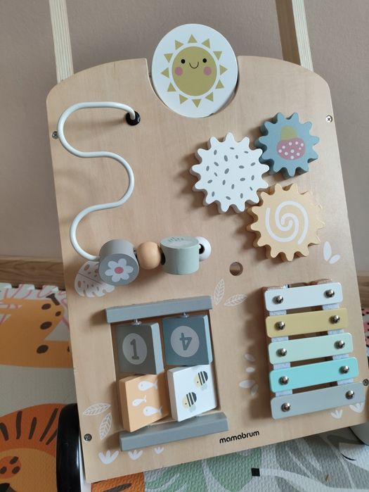 Drewniany chodzik edukacyjny 8w1 / pchacz dziecięcy MAMABRUM