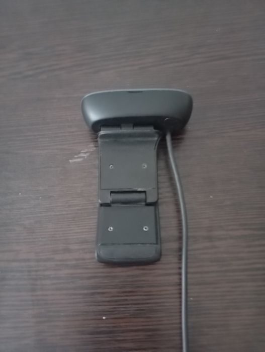 Продам веб-камеру Logitech HD Webcam C270.