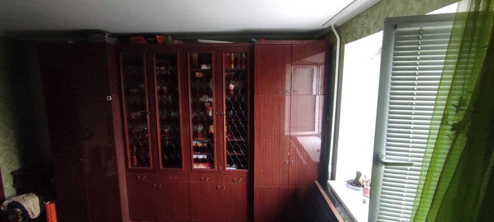 Продам шафу (можливий торг)